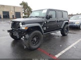 Jeep Wrangler Unlimited Sport S 4X4 1C4HJXDG8JW105626 fotografie
