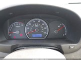 Hyundai Elantra Gls KMHDU46D39U715010 снимка