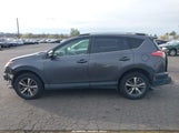 Toyota Rav4 Xle JTMRFREV2JJ231749 снимка