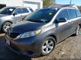 Toyota Sienna Le V6 5TDKK3DC0BS156001 снимка