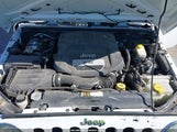 Jeep Wrangler Sport 1C4AJWAG6FL553677 снимка