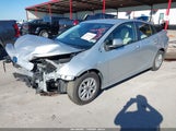 Toyota Prius Two JTDKBRFU2H3038552 снимка