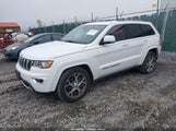 Jeep Grand Cherokee Sterling Edition 4X4 1C4RJFBG6JC238145 fotografie