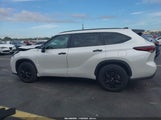 Toyota Highlander Hybrid Xle Nightshade 5TDKARAH5RS537598 photo