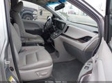 Toyota Sienna Xle 8 Passenger 5TDYK3DCXGS718276 photo