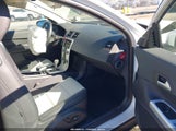 Volvo C30 T5/T5 Platinum/T5 Premier Plus/T5 R-Design/T5 R-Design Platinum/T5 R-Design Premier Plus YV1672MK8C2286776 photo