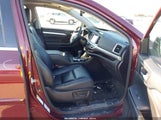 Toyota Highlander Xle 5TDJZRFH4JS493093 снимка