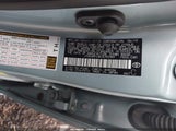 Toyota Prius Le JTDKARFU4K3095989 снимка