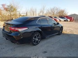 Toyota Camry Se 4T1B11HK3JU668835 fotografie