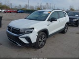 Volkswagen Taos 1.5T S 3VV8X7B27RM017153 снимка