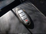 Nissan Rogue Sv Fwd 5N1BT3BA4NC733323 fotografie