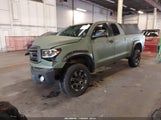 Toyota Tundra Grade 5.7L V8 5TFUY5F18AX143889 снимка