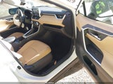 Toyota Rav4 Xle Premium 2T3C1RFV9KW012681 photo