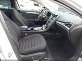 Ford Fusion Se 3FA6P0H76FR185662 снимка