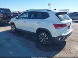 Volkswagen Taos 1.5T Se 3VVRX7B27NM040446 photo