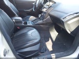 Ford Focus Titanium 1FADP3N21EL189021 fotografie