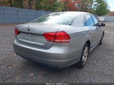 Volkswagen Passat 2.5L Se 1VWBP7A37DC122877 снимка