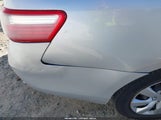 Toyota Camry Le 4T1BE46K17U057414 снимка