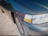 Lincoln Town Car Ultimate 1LNHM83W84Y609796 снимка