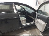 Nissan Rogue S JN8AS58T09W320685 photo