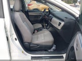 Toyota Corolla Le 2T1BURHE5GC668992 снимка