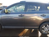 Toyota Rav4 Le JTMZFREV8JJ197235 photo