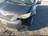 Toyota Sienna Xle V6 8 Passenger 5TDYK3DC6CS238570 снимка