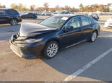 Toyota Camry Le 4T1B11HK1JU621139 photo