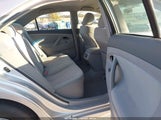 Toyota Camry Le 4T1BF3EK0AU095359 снимка