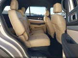 Ford Explorer Xlt 1FM5K7D87HGE28414 fotografie