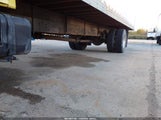 Ford F700 1FDNF70J3WVA02855 снимка