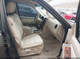 Ford Explorer Eddie Bauer 1FMEU64E18UA39859 снимка