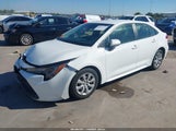 Toyota Corolla Le JTDEPRAE6LJ095890 снимка