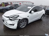 Tesla Model Y Long Range Dual Motor All-Wheel Drive 7SAYGAEE2NF384464 снимка