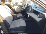 Toyota Rav4 Xle JTMWFREV7JJ723454 photo