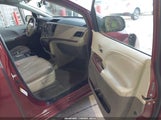 Toyota Sienna Limited V6 5TDYK3DC4BS157632 снимка