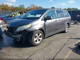 Toyota Sienna Le V6 5TDKK3DC1BS061771 снимка