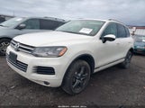 Volkswagen Touareg Vr6 Lux WVGFF9BP0BD004841 снимка