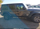 Jeep Wrangler Unlimited Sport S 4X4 1C4HJXDN5JW295108 fotografie
