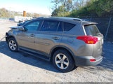 Toyota Rav4 Xle JTMRFREV0FD117058 снимка