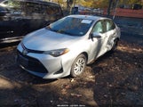 Toyota Corolla Le 2T1BURHE9HC802887 снимка