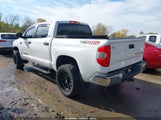 Toyota Tundra Sr5 5.7L V8 5TFDW5F16EX333153 photo