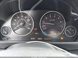 BMW 330I WBA8B9G50JNV00258 снимка