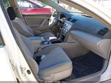 Toyota Camry Le 4T1BF3EK8BU656019 снимка