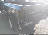 Toyota Tundra Grade 5.7L V8 5TFUY5F17BX164735 снимка
