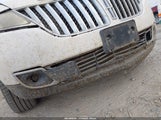 Lincoln Mkx 2LMDJ8JKXDBL09136 photo