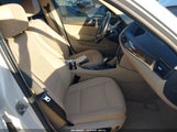 BMW X1 xDrive28I WBAVL1C52FVY37996 снимка