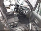 Jeep Renegade Sport 4X4 ZACNJBAB2LPL52118 fotografie