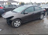 Kia Forte Lx 3KPFK4A71JE171453 снимка