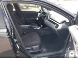 Toyota C-Hr Xle JTNKHMBX0K1029025 photo